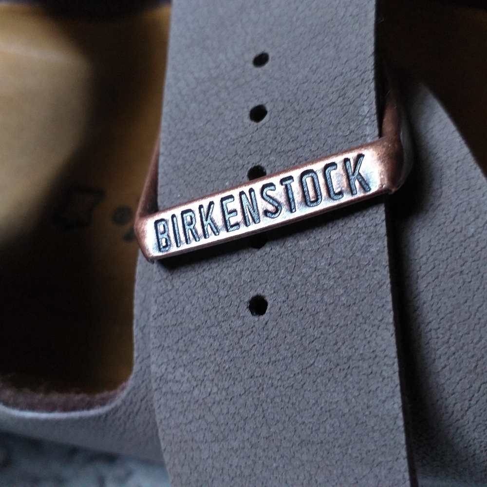 NWT BIRKENSTOCK WOMEN'S SANDAL - Picture 4 of 8